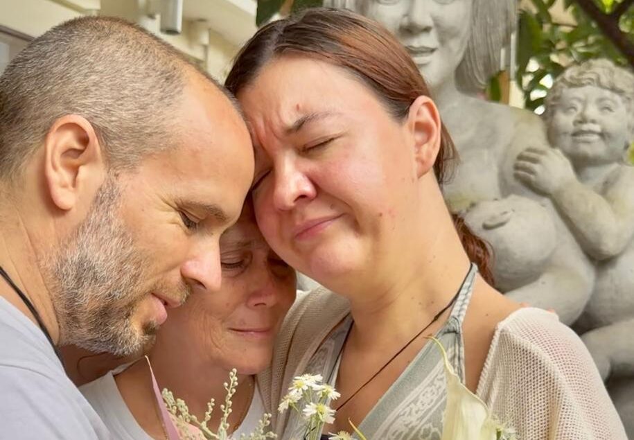 Comforting bereaved family